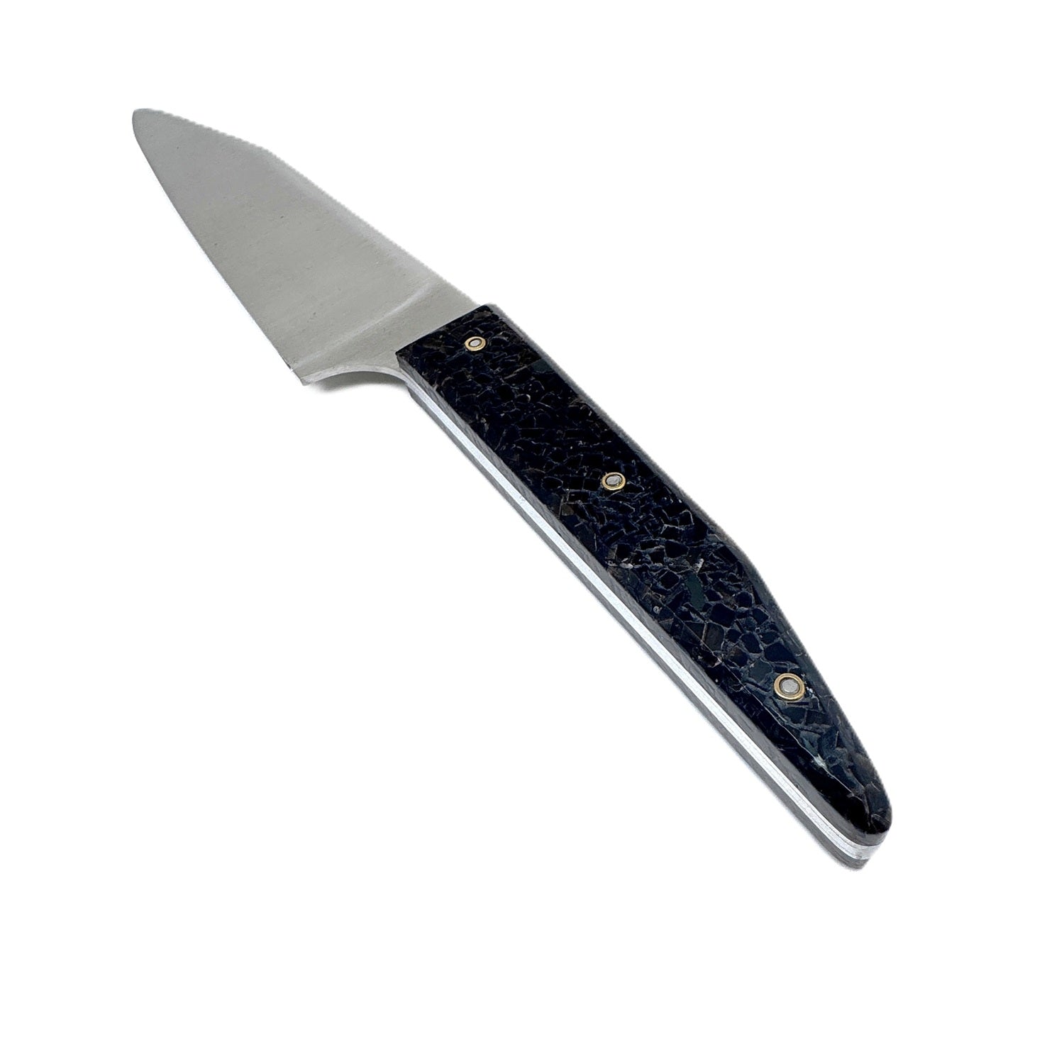 Couteau du chef manche en coquilles de moules perlières