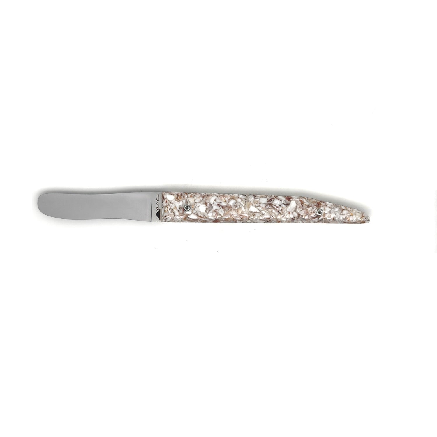 Butter knife with scallop shell handle