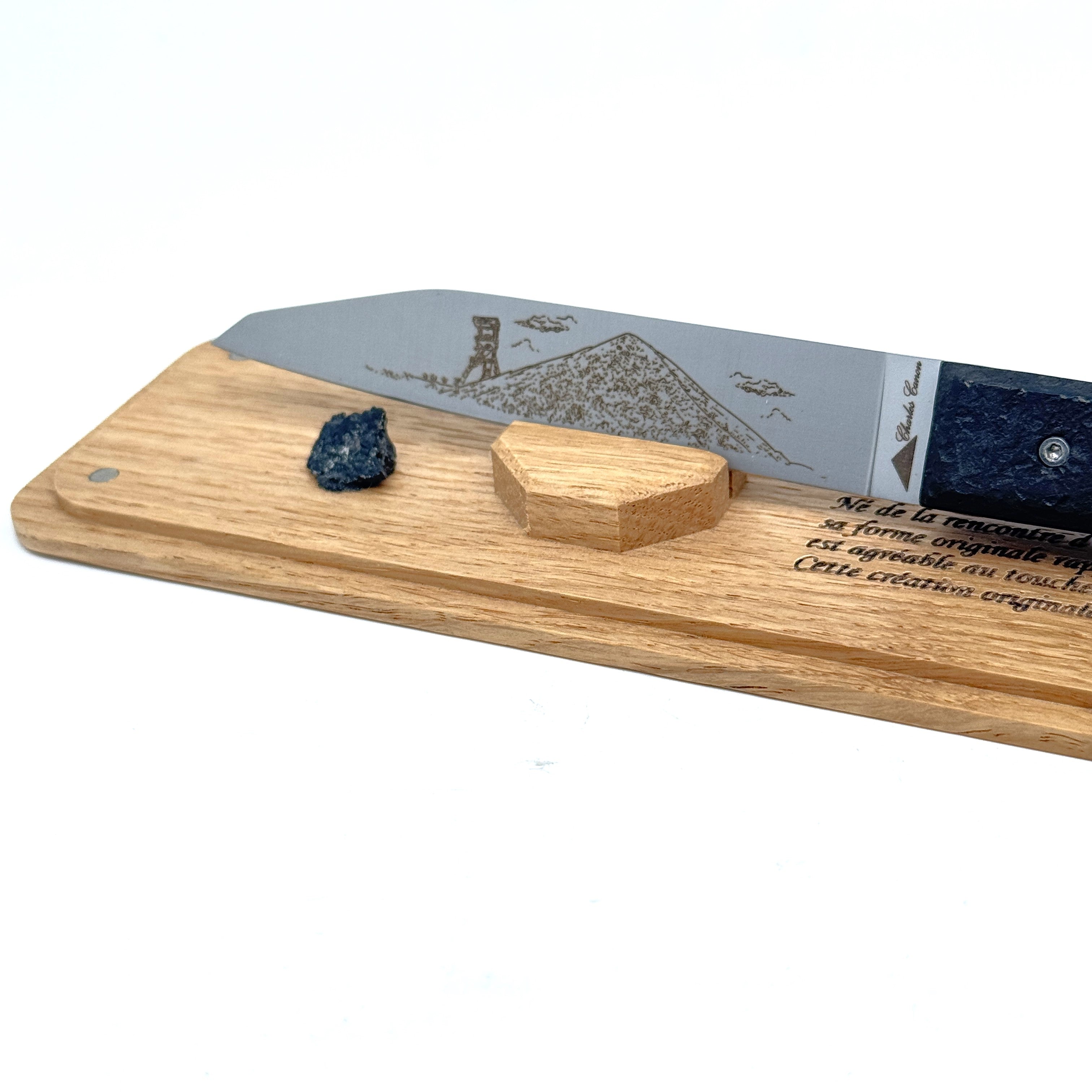 Couteau le terril manche en charbon (finition brut)