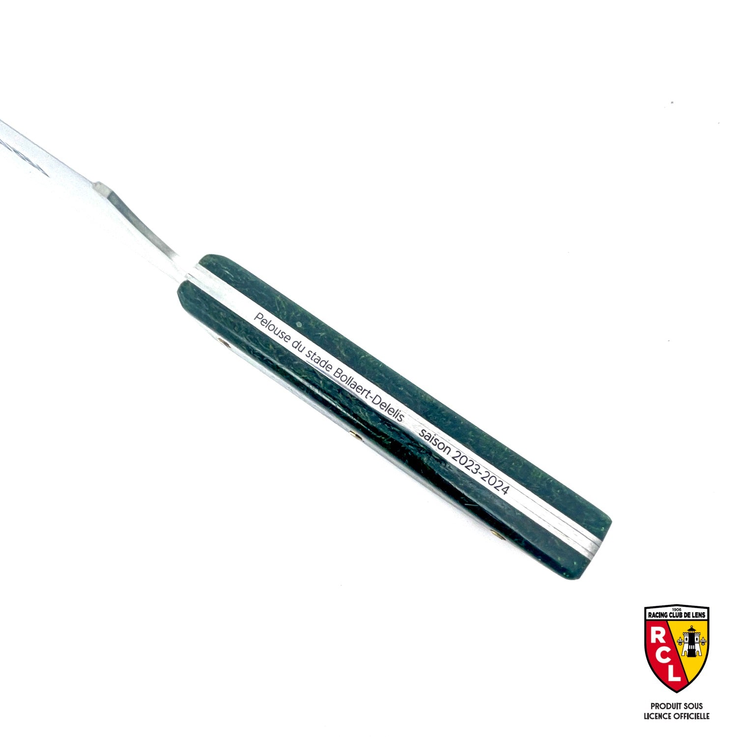 Couteau de cuisine sous licence officielle du RC Lens avec son manche en pelouse du stade Bollaert-Delelis 2024-2025
