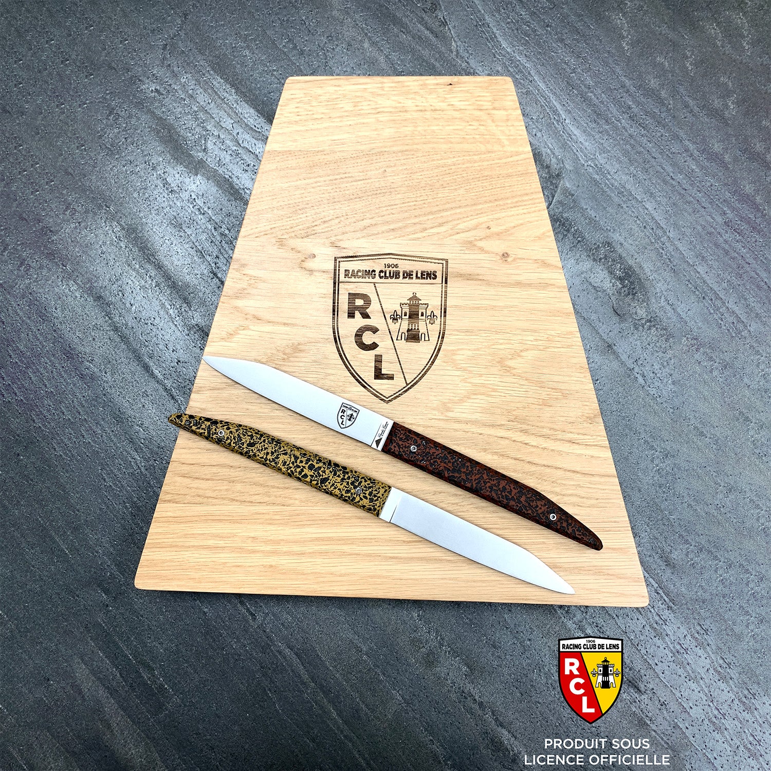 Coffret 6 couteaux de table édition sang et or (SOUS LICENCE OFFICIELLE)