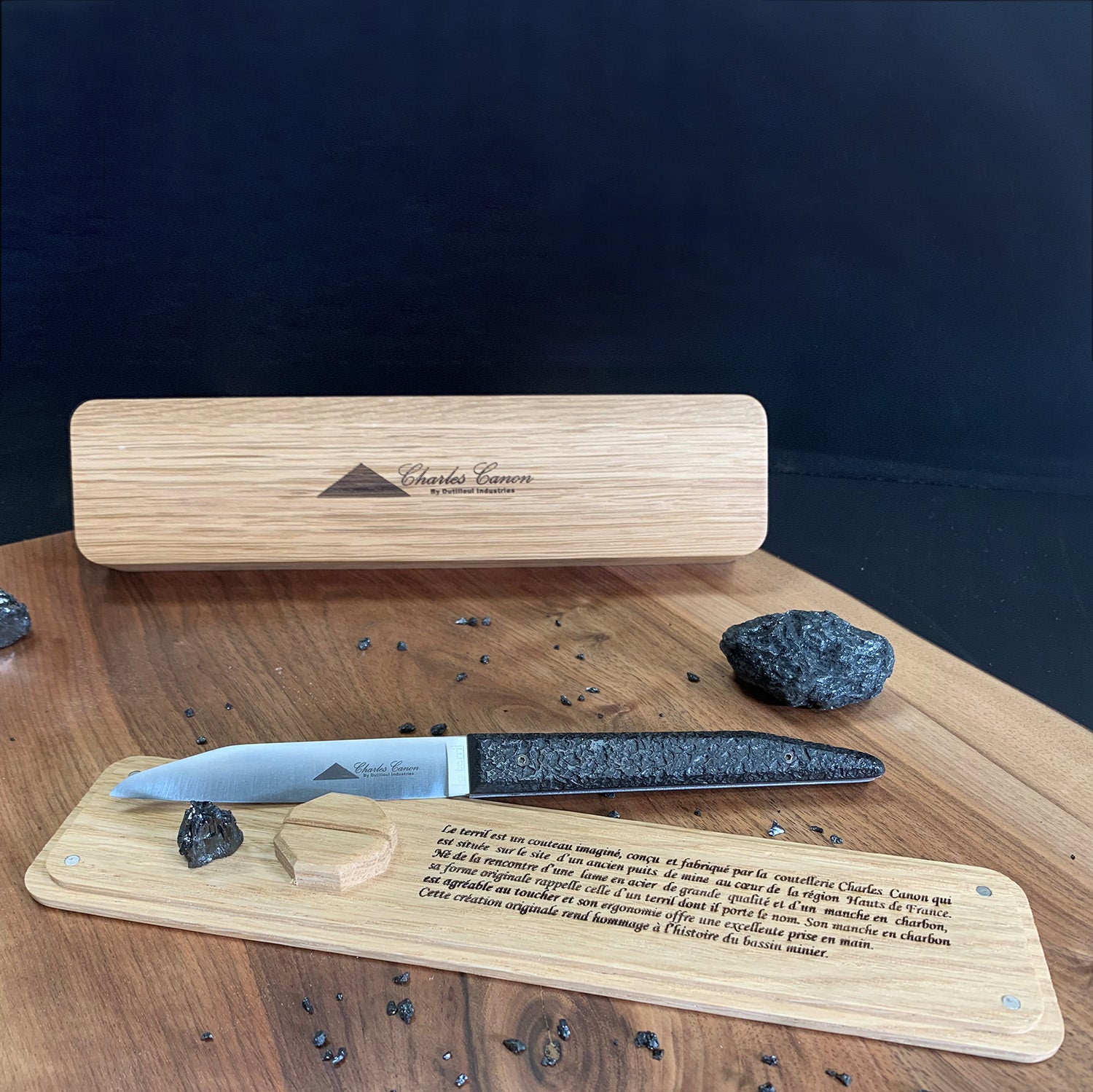 Couteau le terril manche en charbon (finition brut)