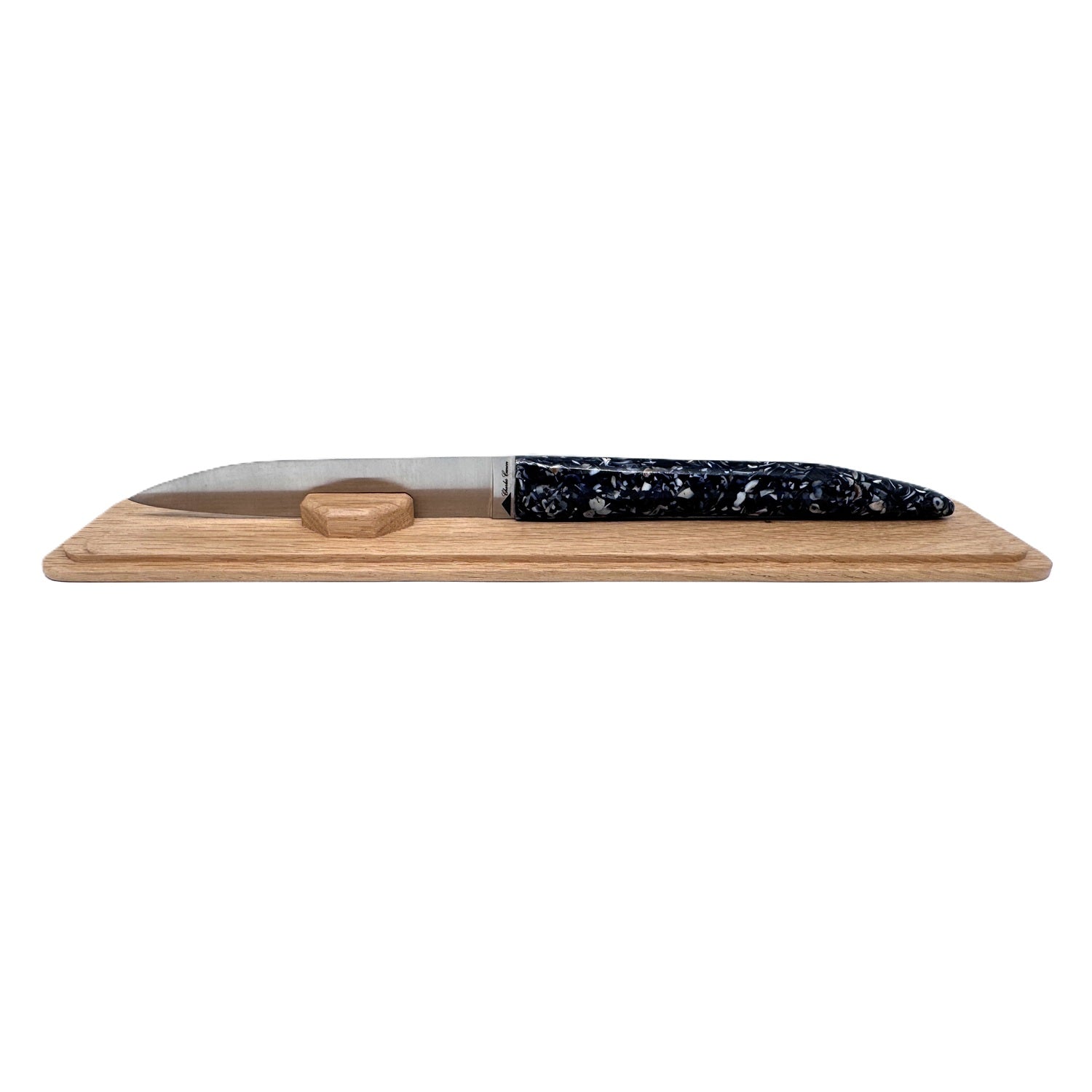 Butter knife with mussel shell handle
