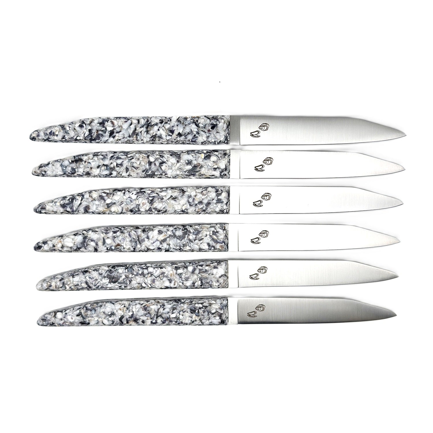 table knives with a handle made from recycled mussel shells