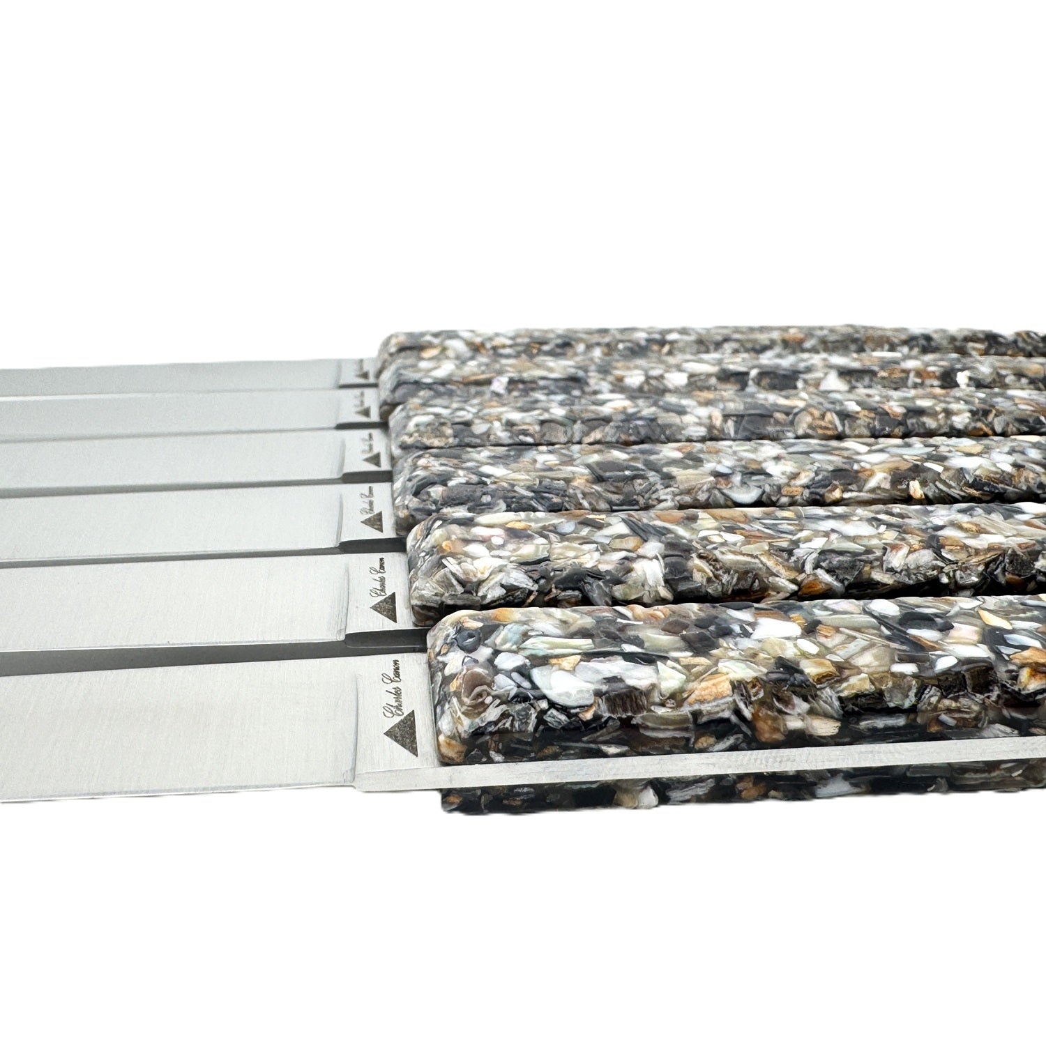 table knives with a handle made from recycled mussel shells