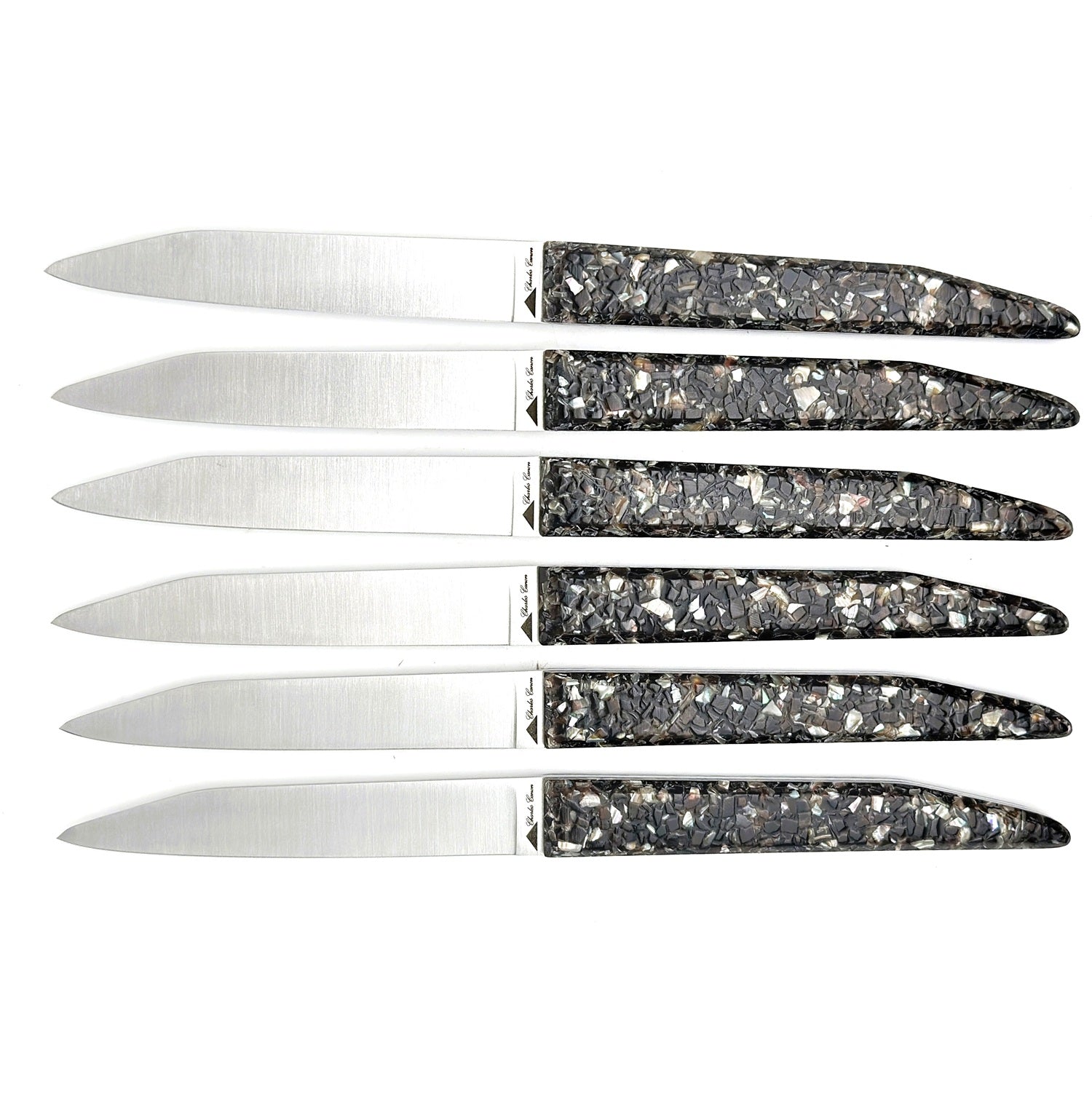 table knives with a handle made from recycled mussel shells