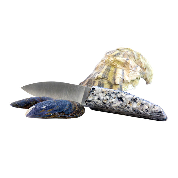 Petit couteau à huître avec un manche en mélange de coquilles d'huîtres et de moules