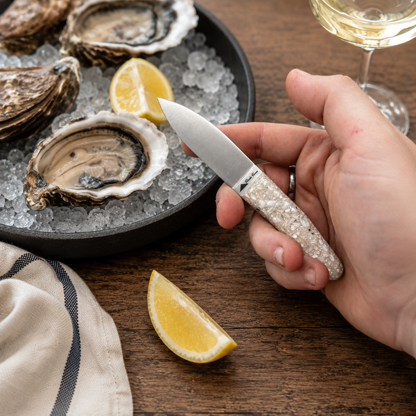 Couteau à huître manche en COQUILLES D'HUITRES recyclées
