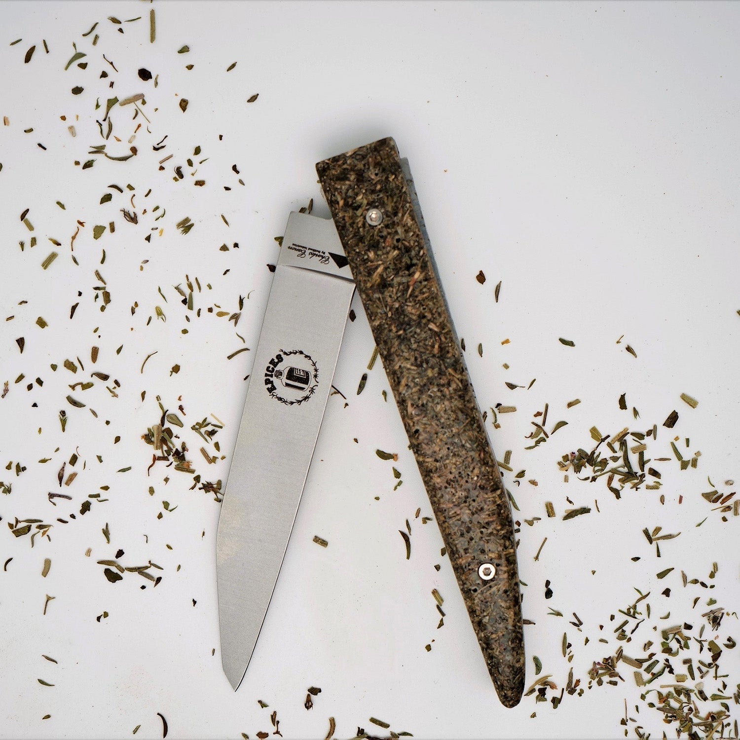 Couteau manche en herbes de Provence
