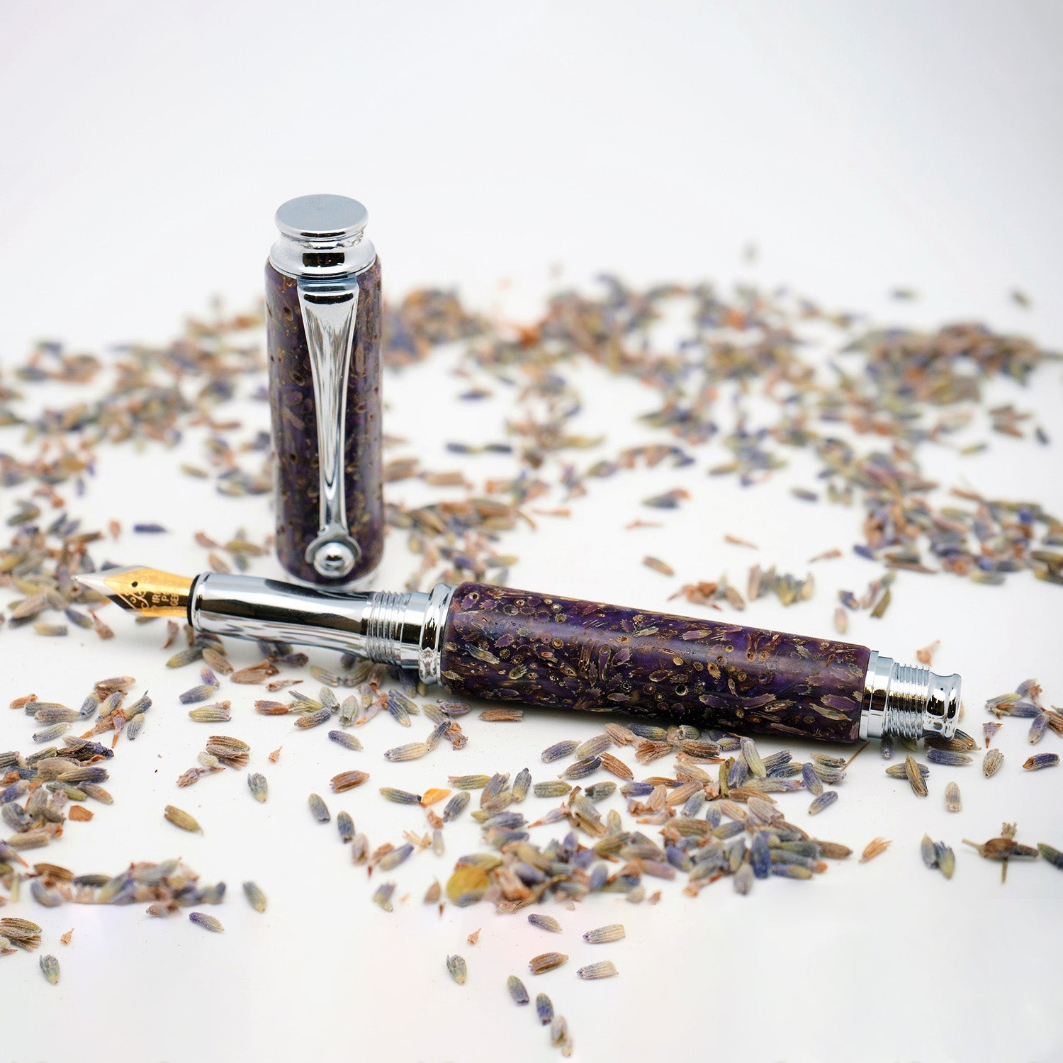 Lavender fountain pen